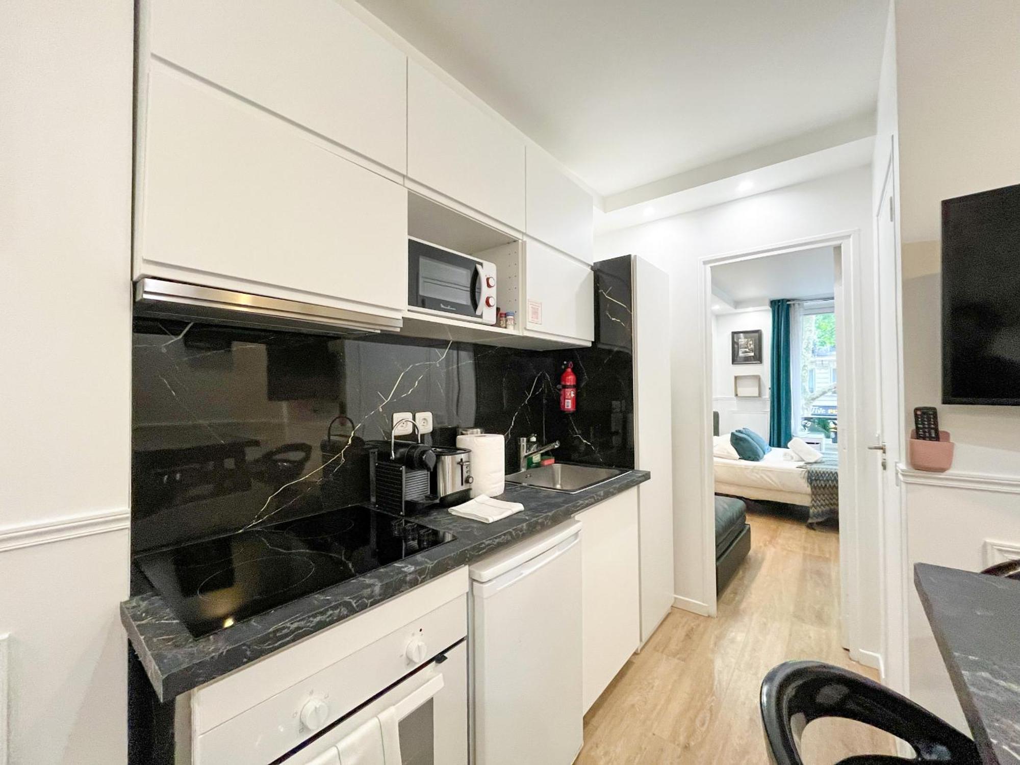 112 - Urban Atelier Saint Michel Apartment Paris Bagian luar foto