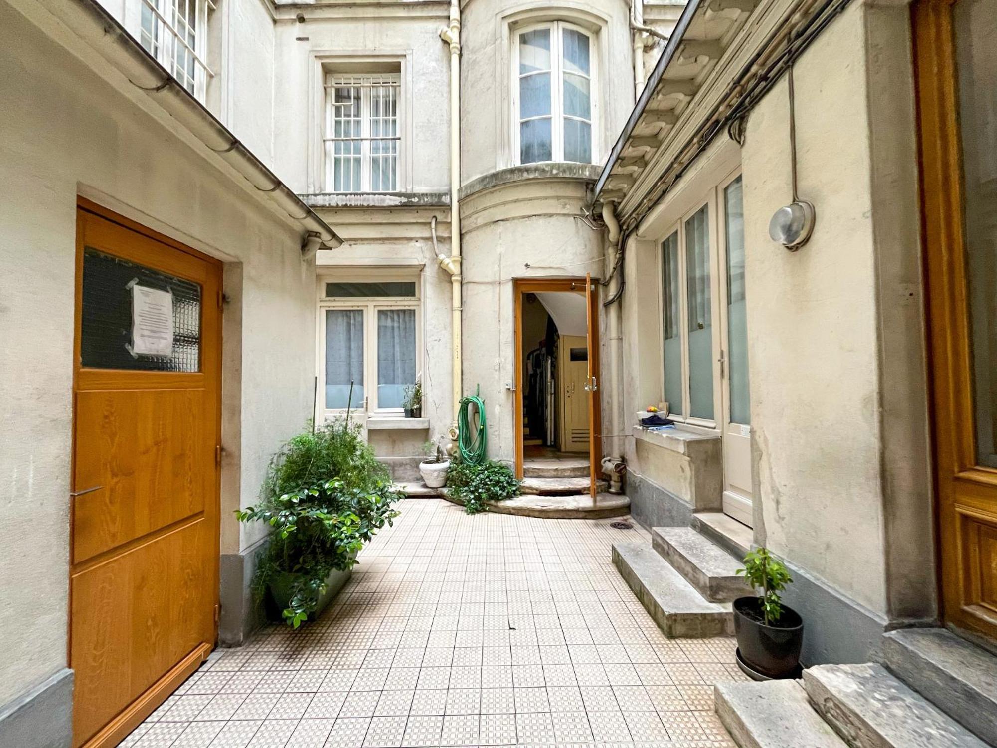 112 - Urban Atelier Saint Michel Apartment Paris Bagian luar foto
