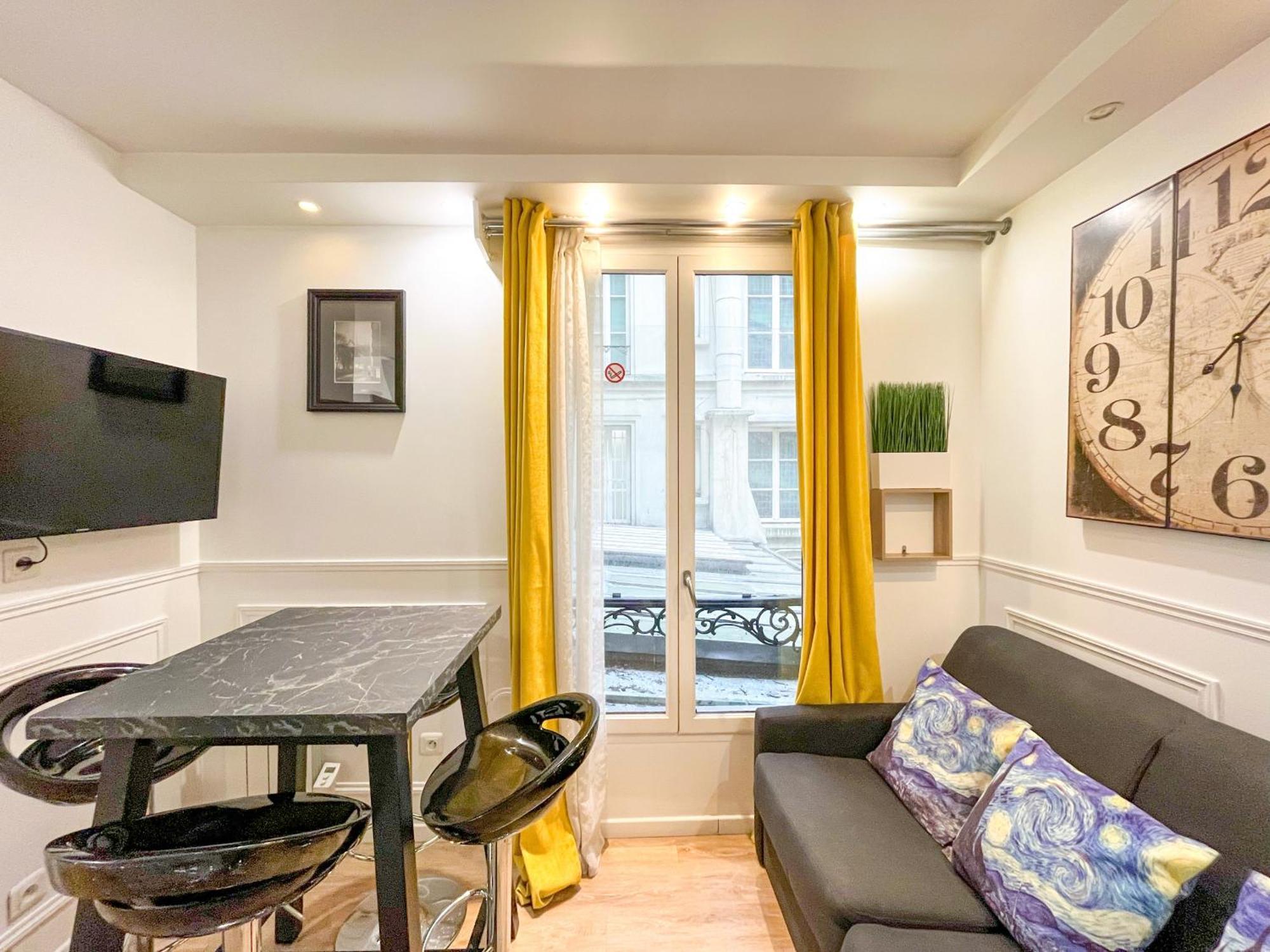 112 - Urban Atelier Saint Michel Apartment Paris Bagian luar foto